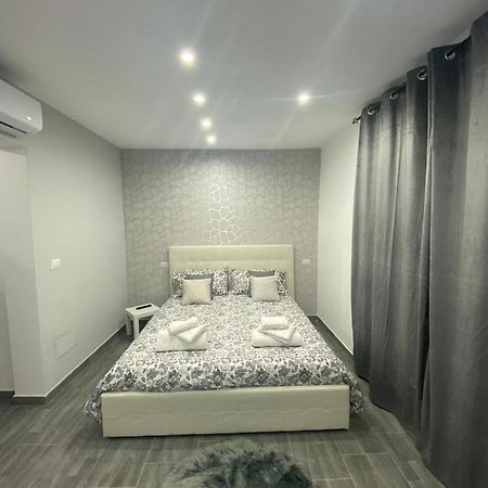suite Nicolai 165 Bari Exterior foto