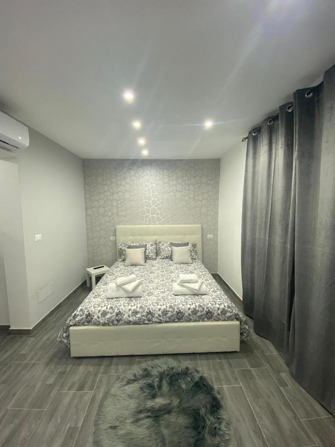 suite Nicolai 165 Bari Exterior foto