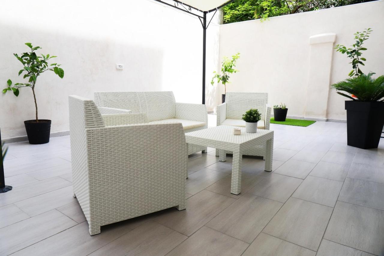 suite Nicolai 165 Bari Exterior foto
